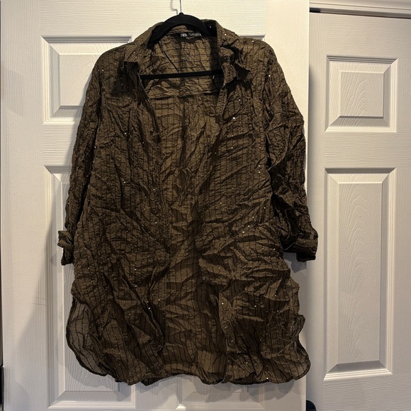 Zara Tops - Zara Olive Green Crinkled Button Down Shirt